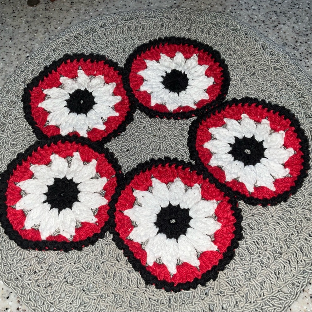 Handmade Crochet Coaster set Retro Chic Red Black White Flower Style Mug Rug